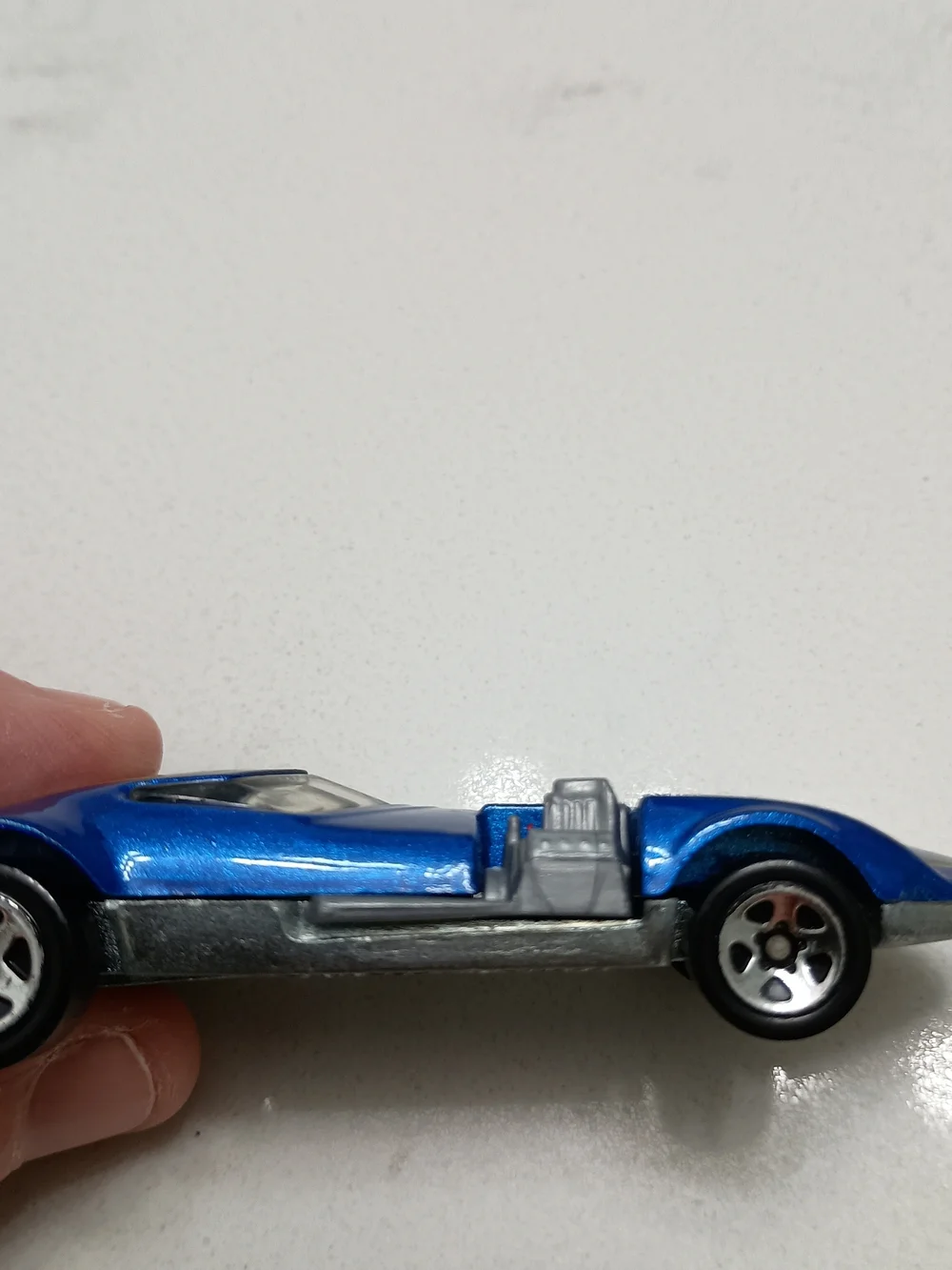 Pre-Owned Mattel Hot Wheels Twin Mill Blue Metallic With Silver/Yellow Tribal